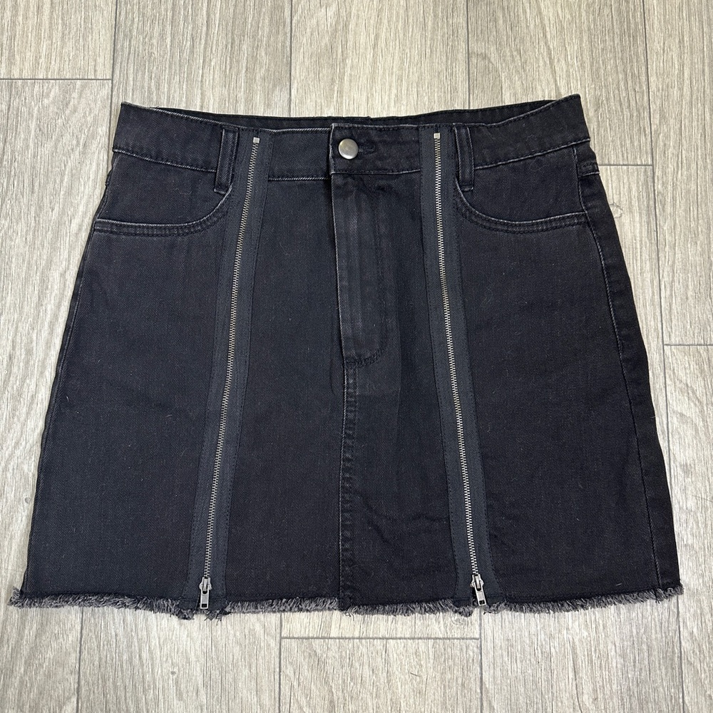 Forever 21 Black Denim Mini Skirt M Double Zipper Frayed Hem
